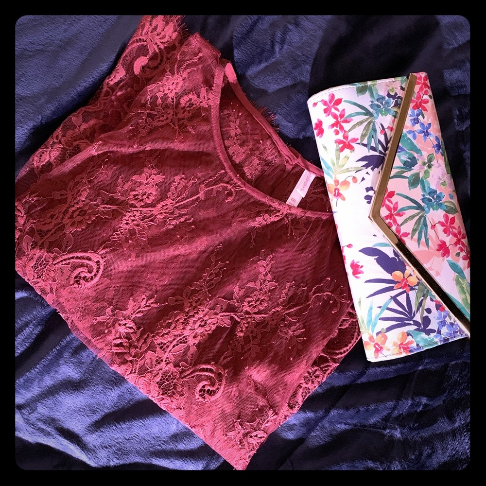 Burgundy Lace Short Sleeve Top